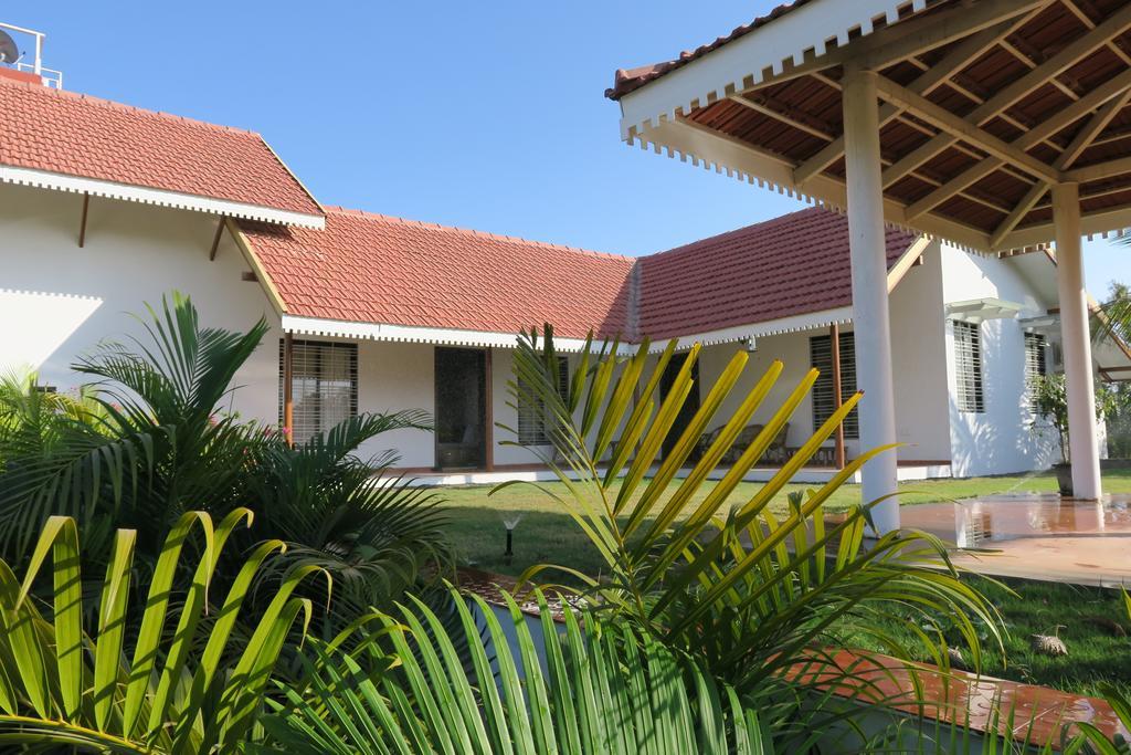 The Green Estate Resort Nashik Exterior photo
